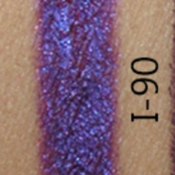 ❌SOLD❌Make up forever eyeshadow pencils set/duo - Picture 4 of 4